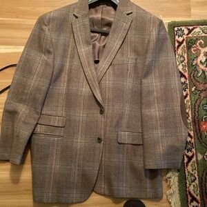 Sport coat 46 reg wool camel plaid